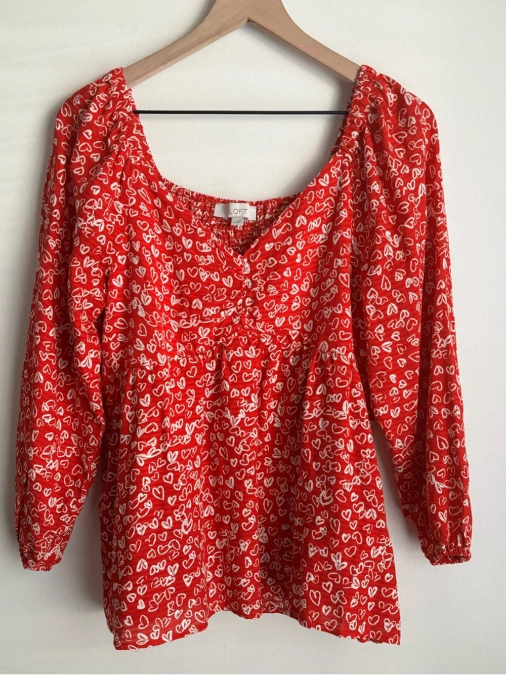 LOFT Red Sweetheart Neck Babydoll Blouse Heart Print Puff Sleeve Women’s Size 8